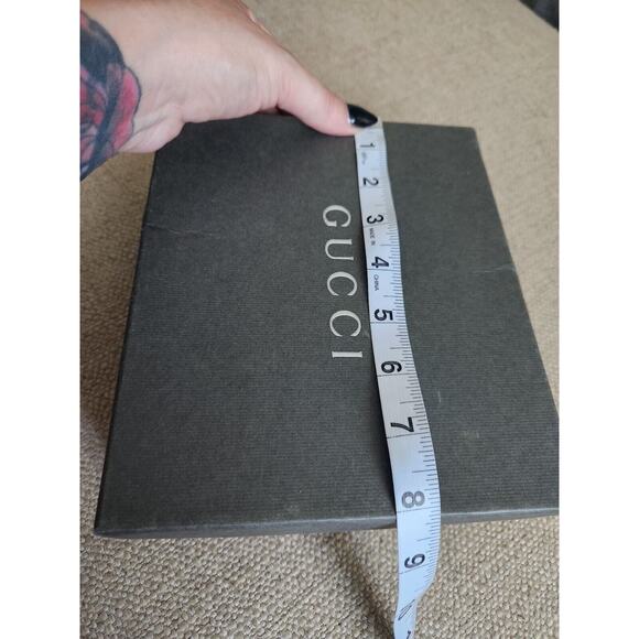 AUTHENTIC Vintage GUCCI GARMENT/GIFT BOX 8 x 7 x 3.5" *EMPTY* - Picture 9 of 10